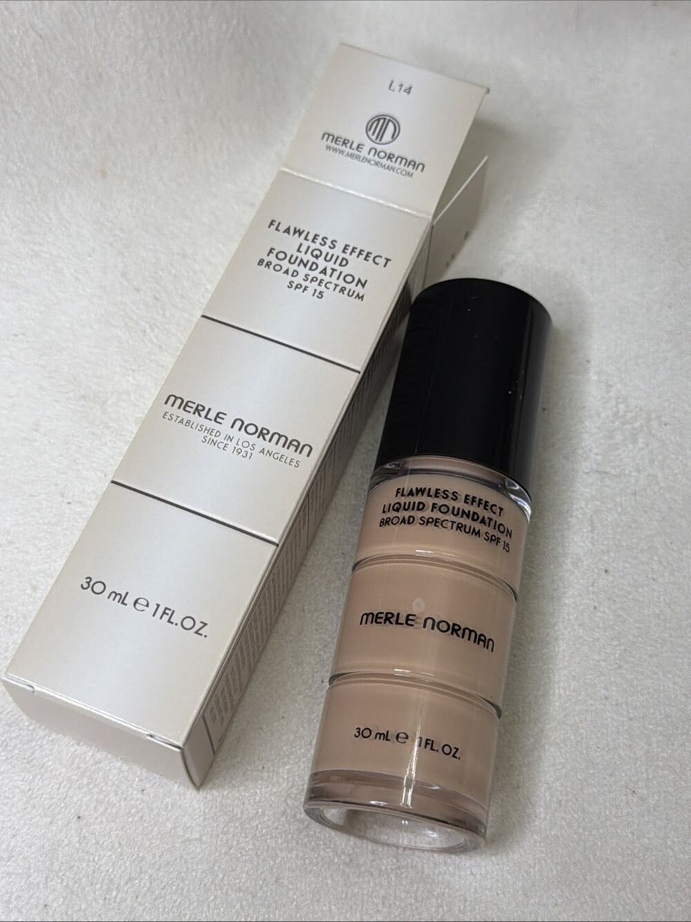 Merle Norman Flawless Effect Liquid Foundation L14 New In Box